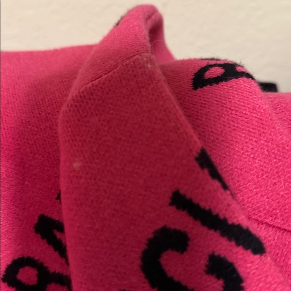 Balenciaga Fuchsia Logo Knit - Picture 8 of 9